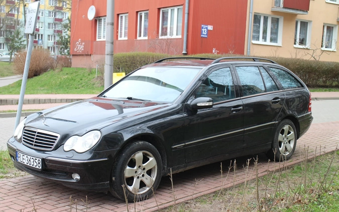 Mercedes-Benz Klasa C cena 15000 przebieg: 320000, rok produkcji 2002 z Świdnik małe 79